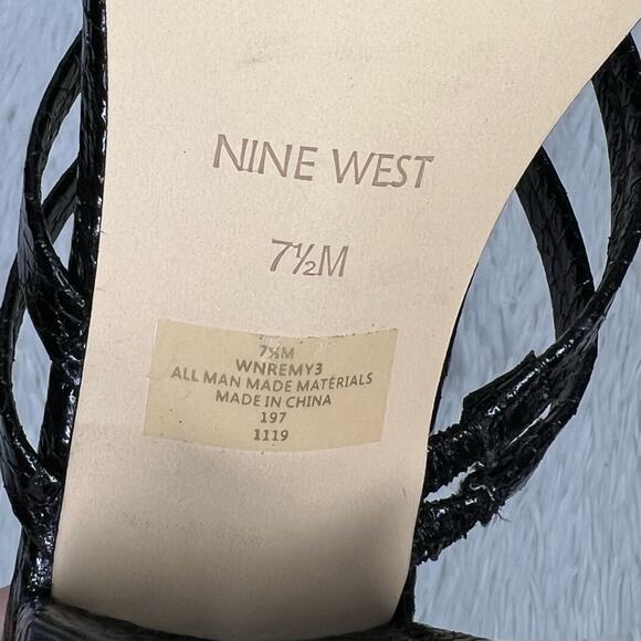 NINE WEST / Remy black faux leather croc embossed strappy block heel sandal /7.5 - Picture 10 of 11